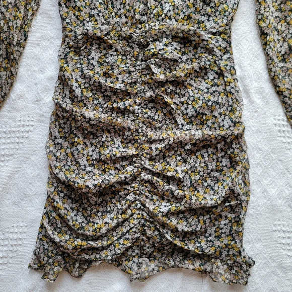ASTR Kimbra Floral  V-Neck 3/4 Sleeve Mini Ruching Dress - Picture 7 of 13